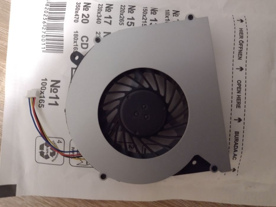Кулер до ноутбука Toshiba Satellite L850 L870 L875 C850 C855 C870 C875