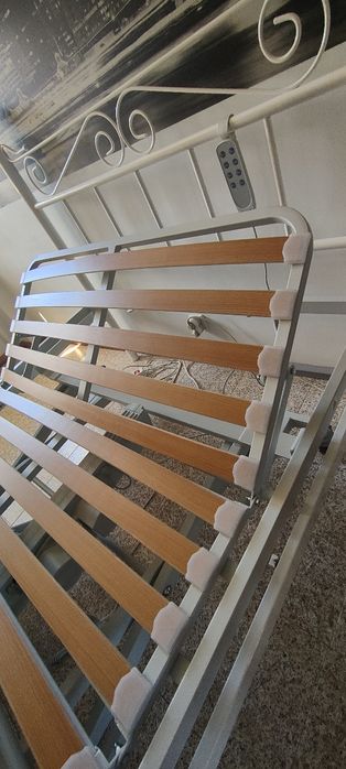 Cama casal articulada elétrica. NOVA