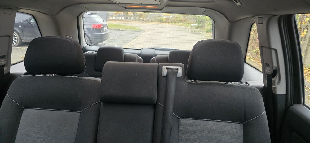 Opel Zafira B  2005r. 1.6 benzyna 7 osobowa