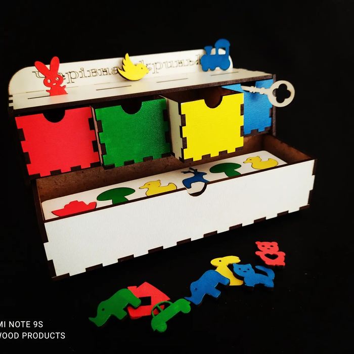 Чарівна скринька , деревяна розвиваюча іграшка