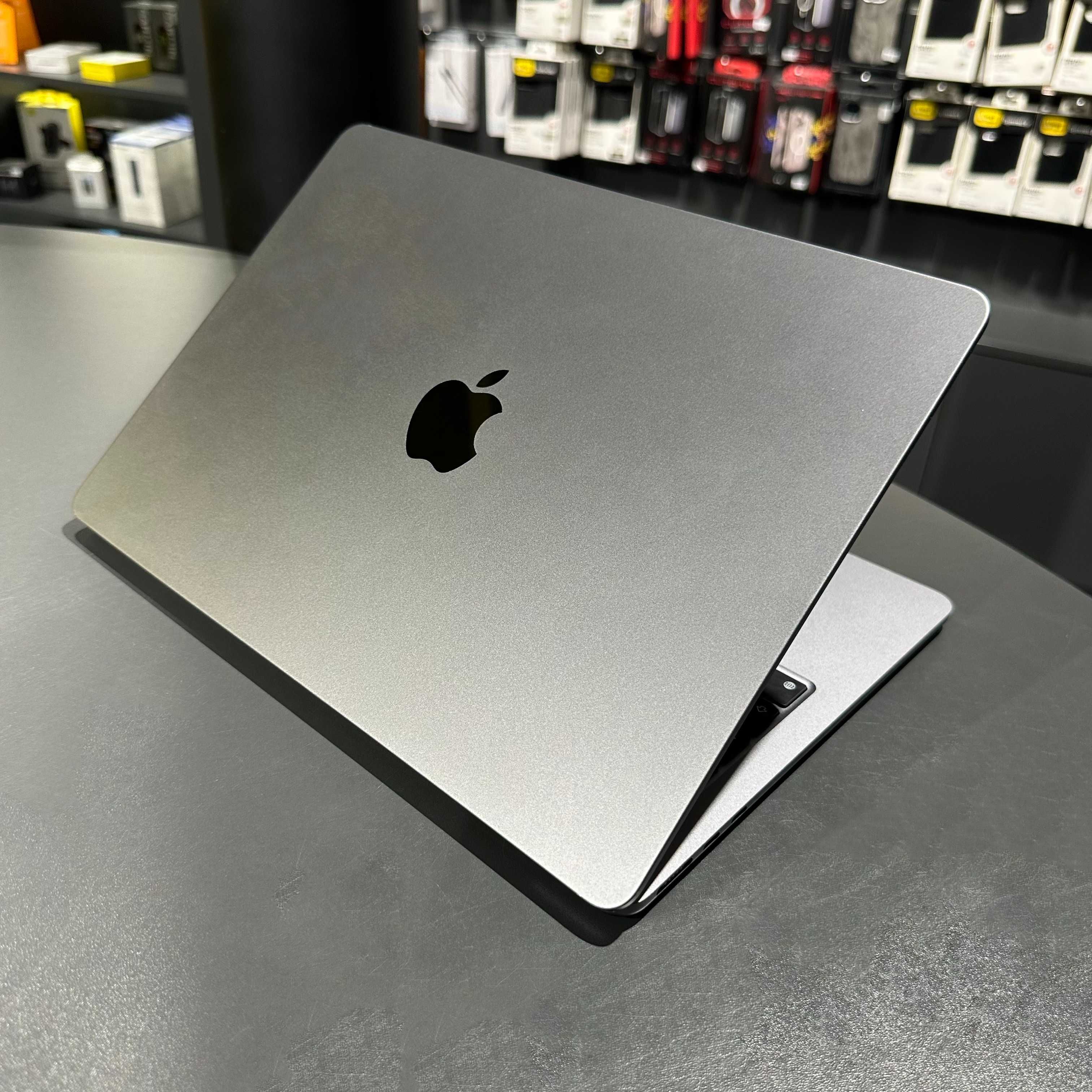 MacBook Air 13" 2022 M2 8GB RAM 256GB SSD АКЦІЯ!
