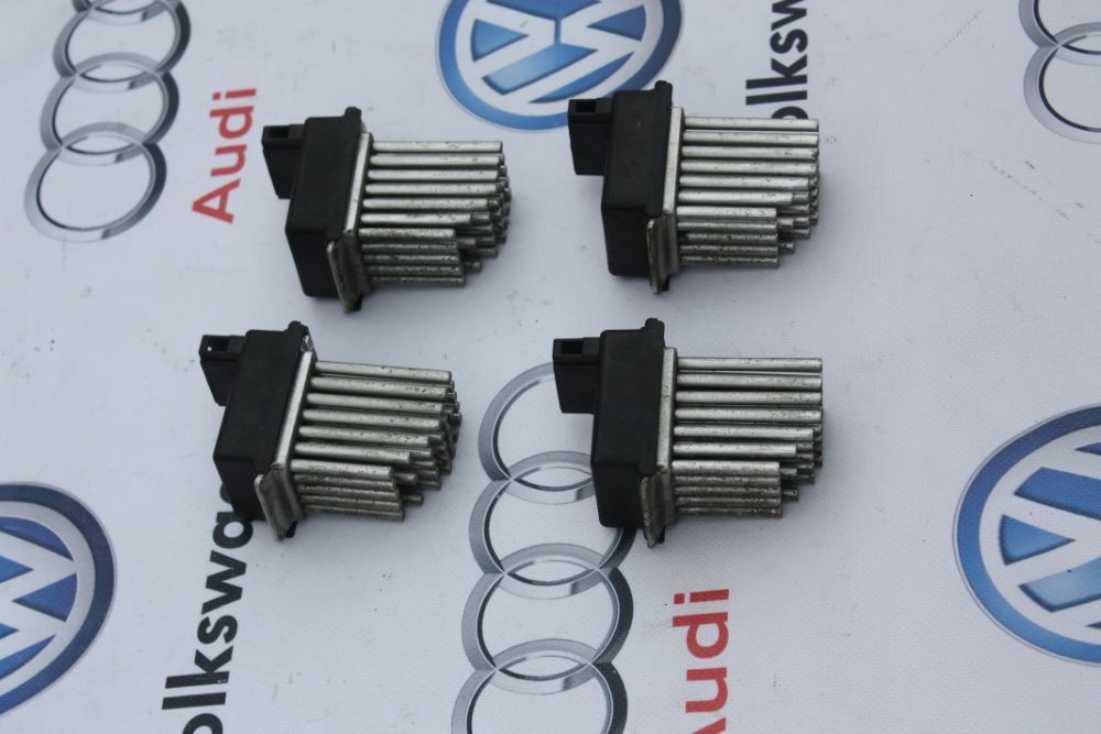 Резистор печки \ моторчик заслонки печки Audi A6 C5 Audi A4 B6