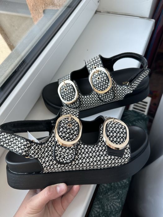 Продам нові босоніжки фірми Goodin розмір 40