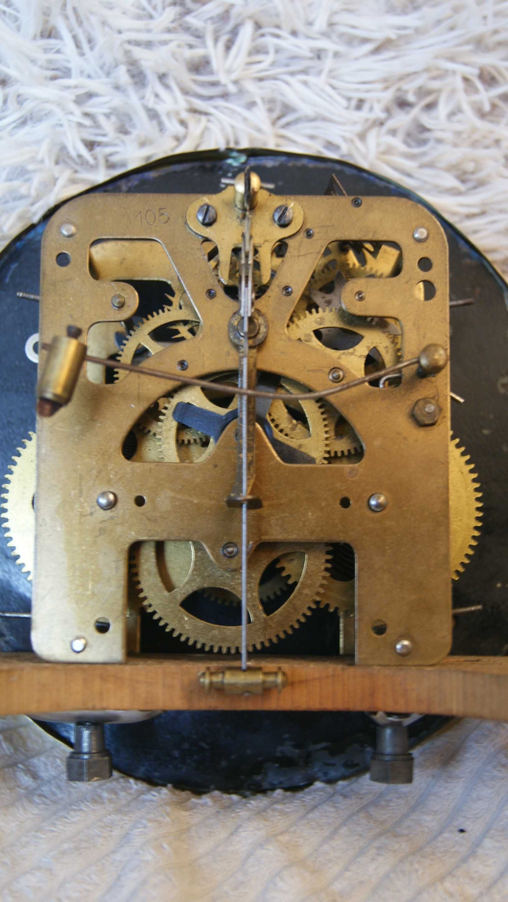 317 Zegar wiszący mechaniczny "ślązak"