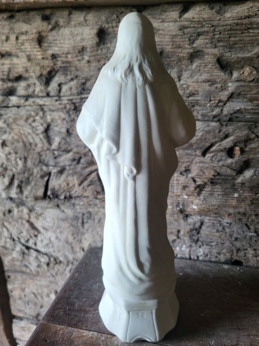 Biskwit biała figurka Pan Jezus Najświętsze Serce