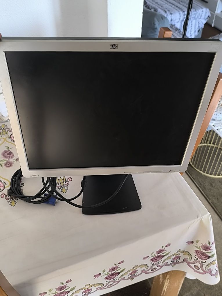 Monitor HP L1950