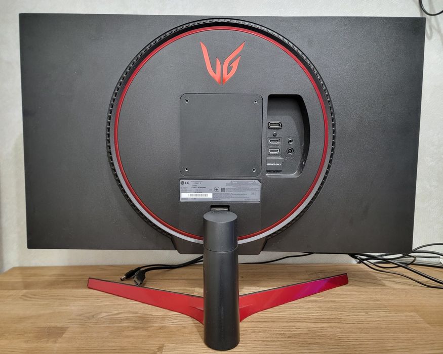Монитор  27" LG UltraGear 27GN600-B (FullHD, 144hz)