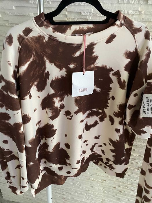 Rezerwacja Azara nowy piękny dres krówka łaty print Viral