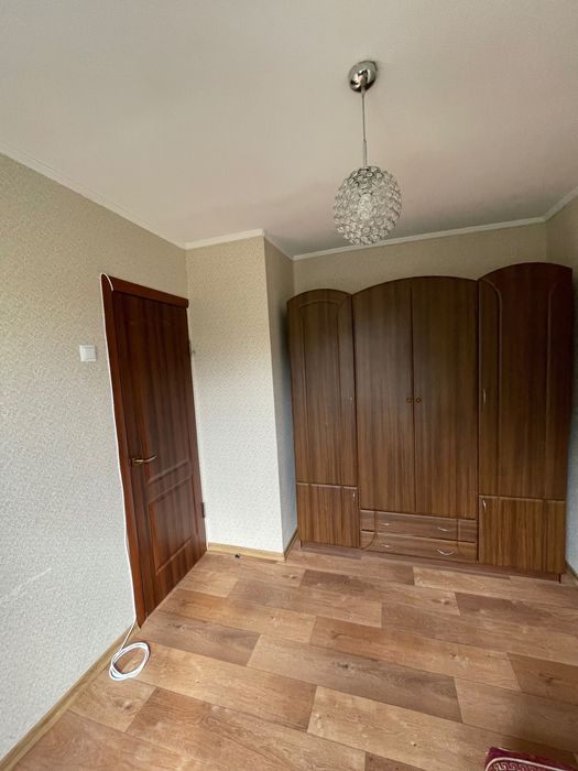 Продаж 2-кімнатної квартири з меблями та технікою