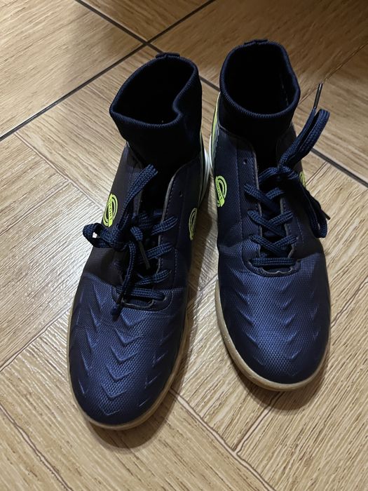 Футзалки 39 розмір