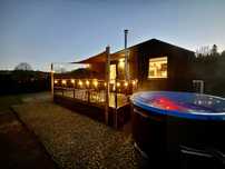 Bieszczady domek z oknem na gwiazdy, własne jacuzzi, sauna, kominek