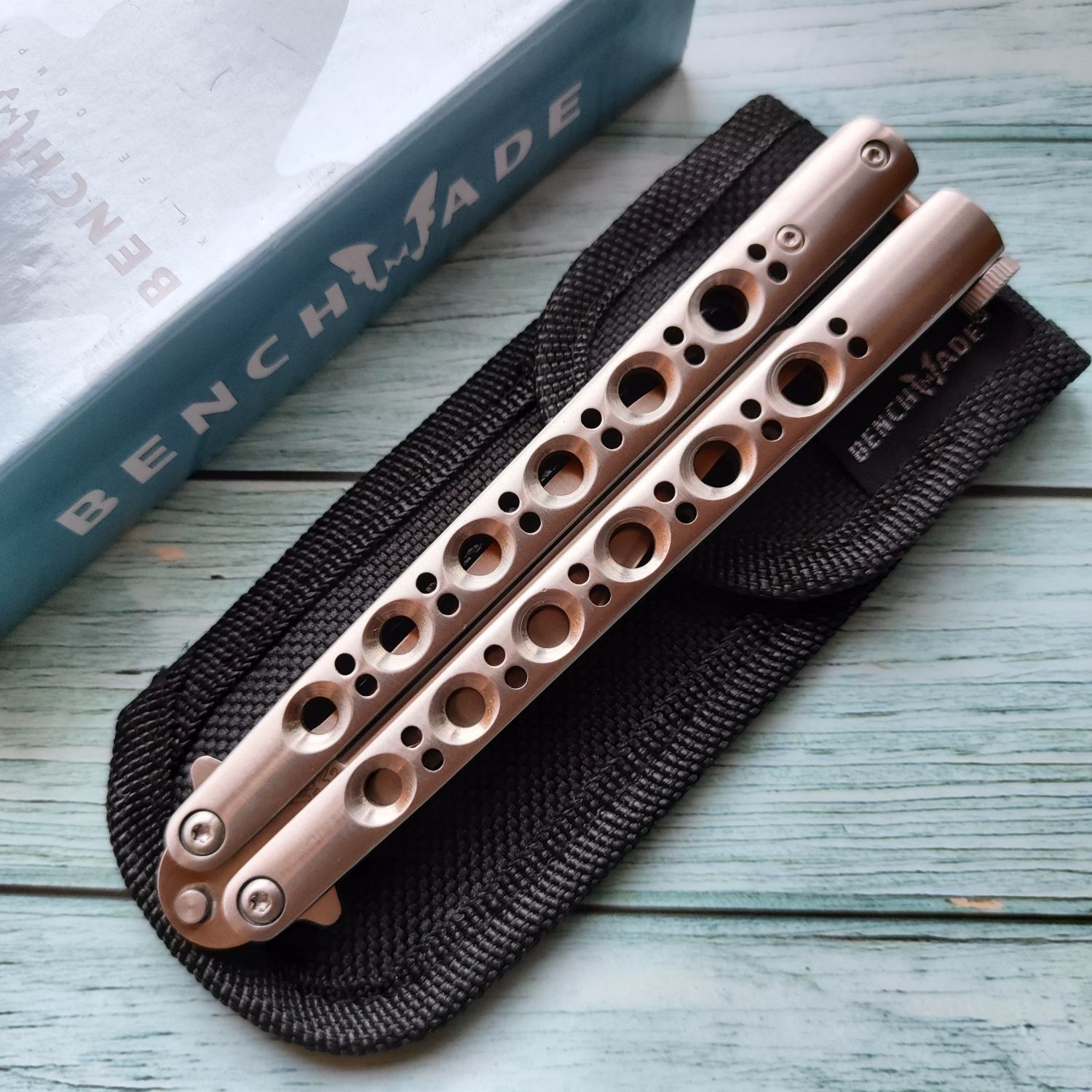 Нож бабочка Benchmade 43 Bowie Bali-Song