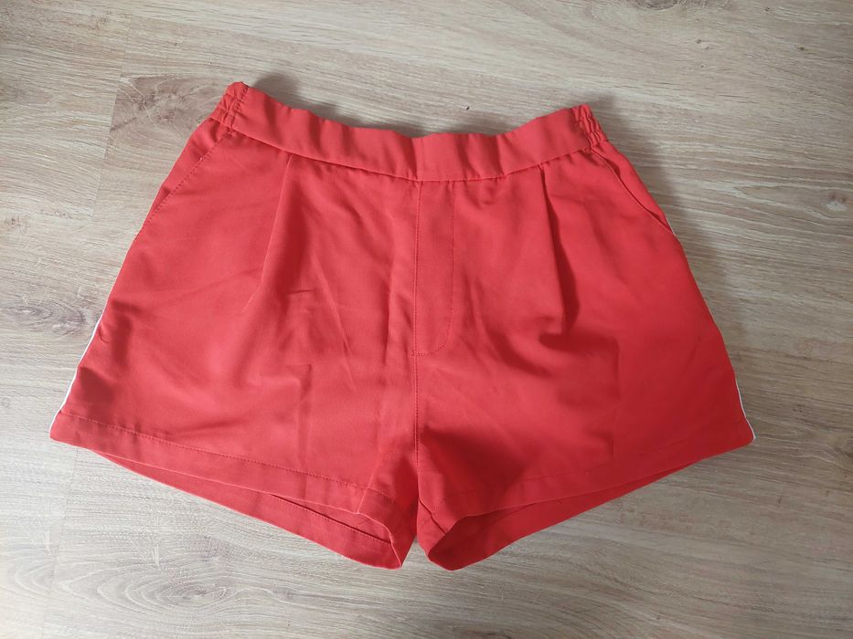 Krótkie spodenki M