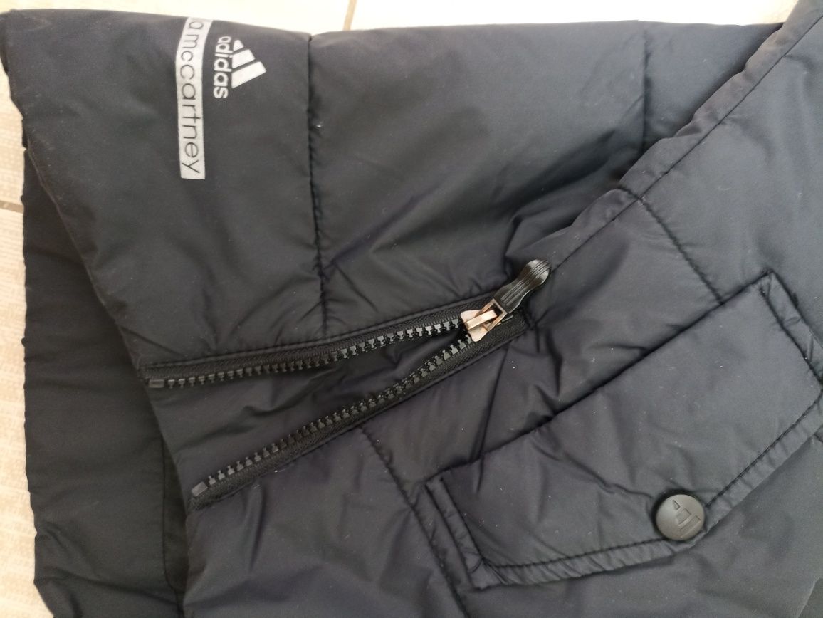 Продам куртку Adidas на 8-10лет