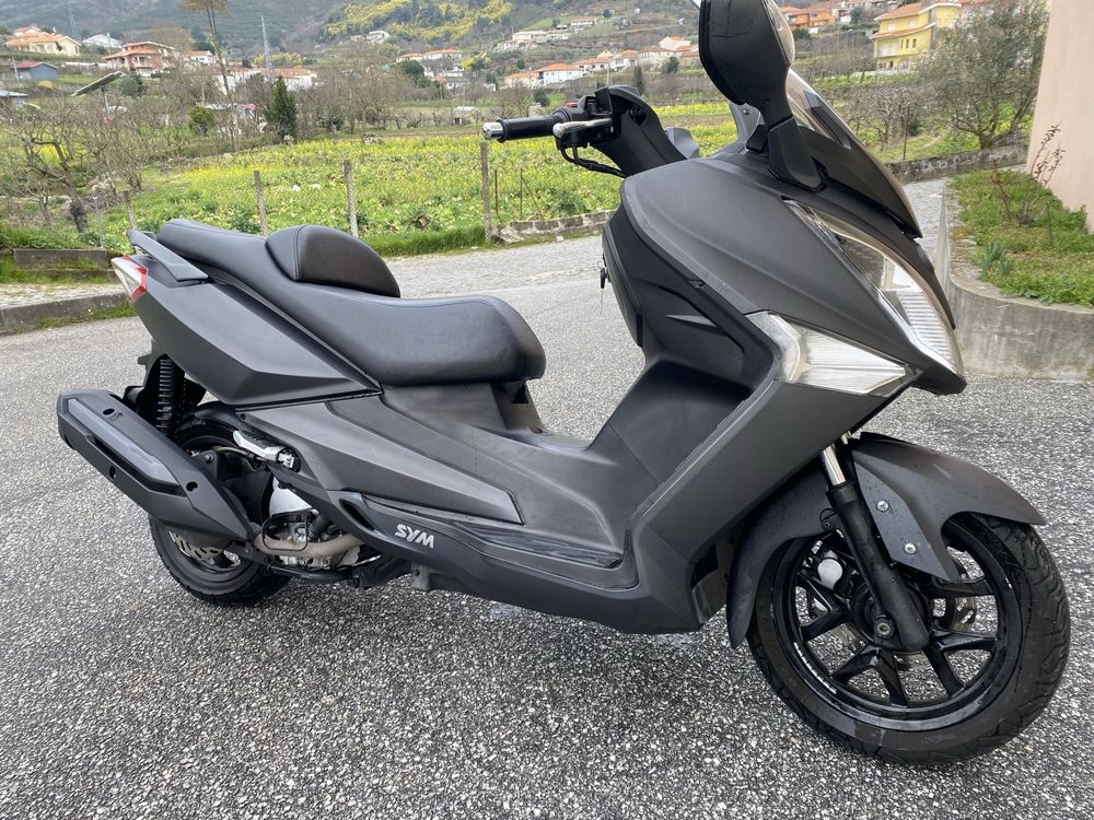 SYM GTS 300i  Abs