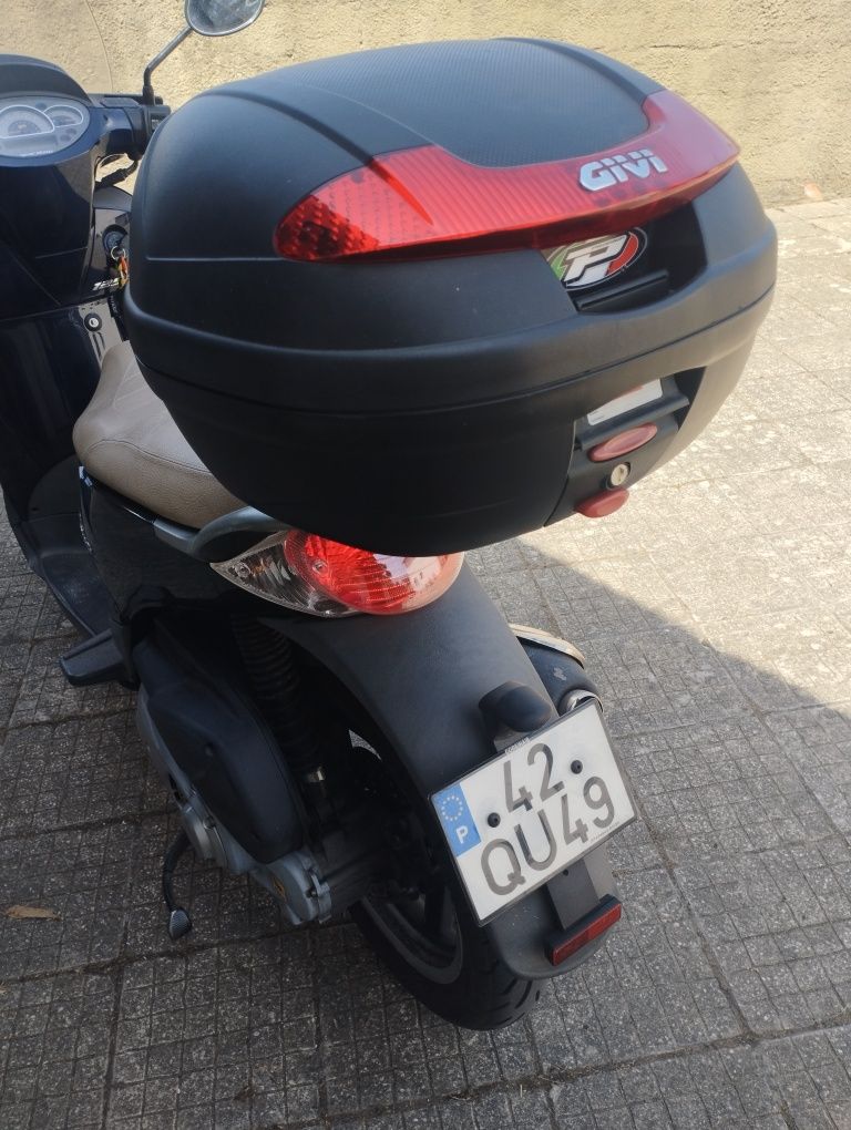 Aprilia Scarabeo  125