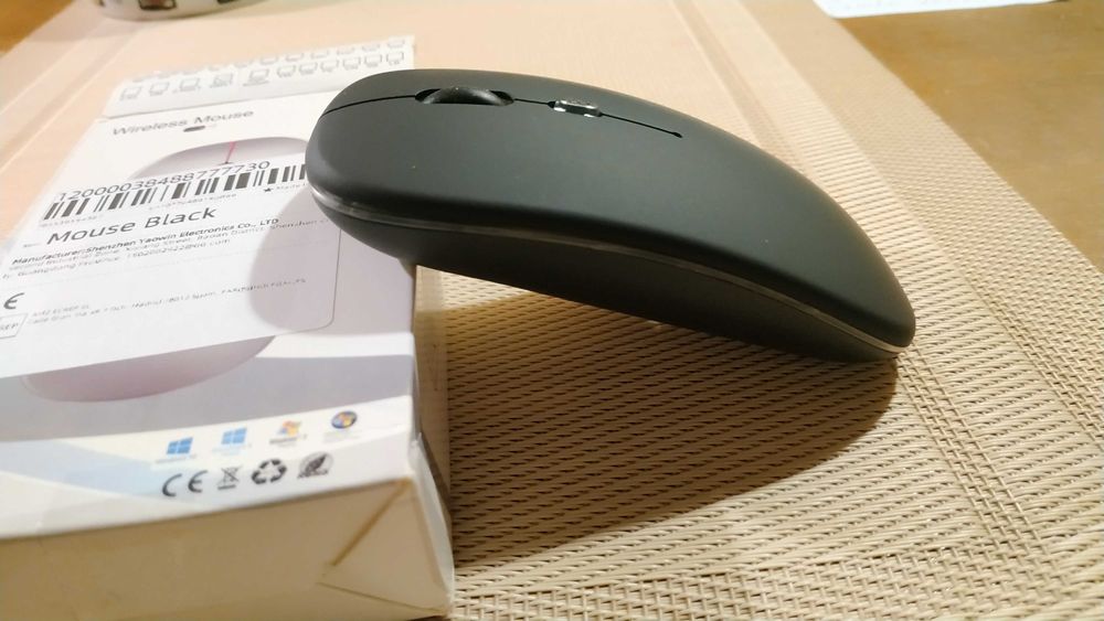 Беспроводная мышь Bluetooth 5.2 + 2.4 Гц с RGB подсветкой Black mat