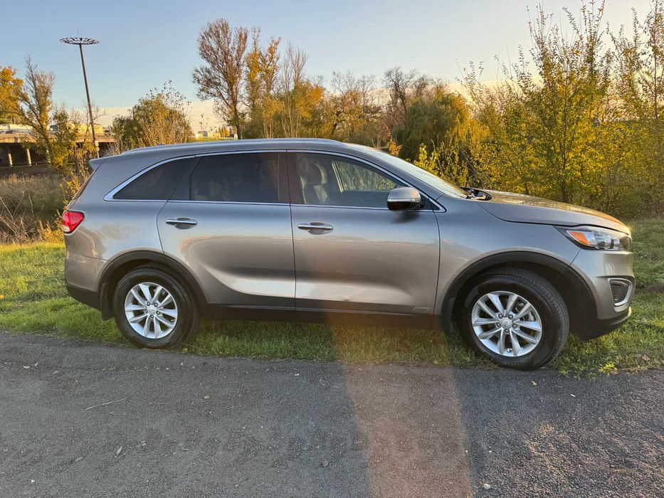 Продам Kia Sorento 2016 LX III покоління 2.4 GDi AT4x4
