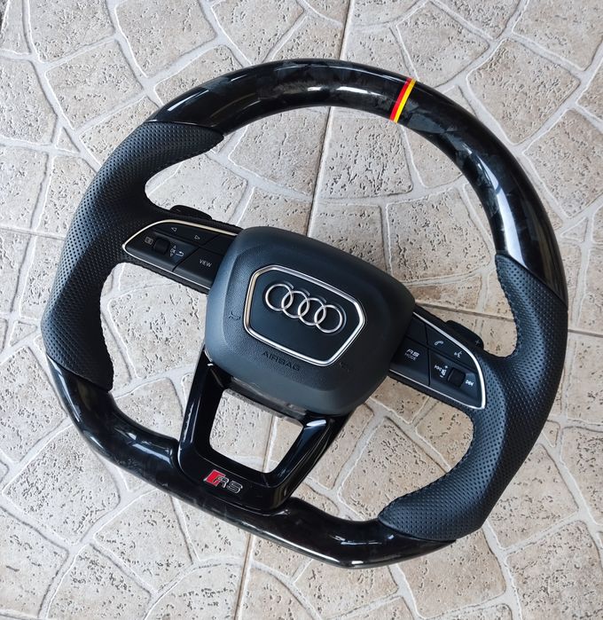 Руль в Карбоне Mini, BMW, Infinity,  Camaro, Porsche, Audi, Honda,