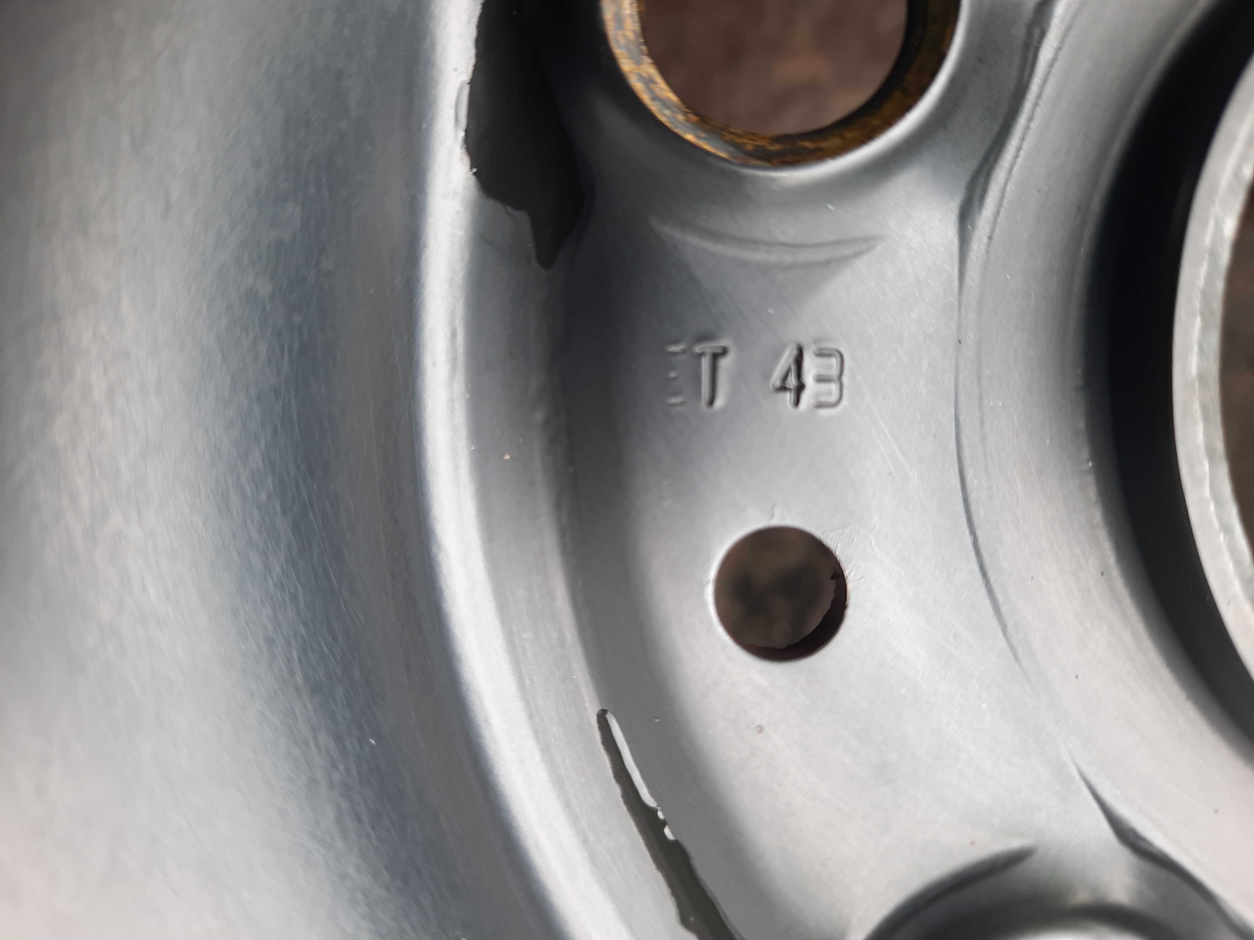Niemieckie felgi stalowe VW 15" 5x112x57,1 ET43 Golf VII Skoda Octavia