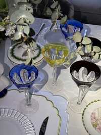 Цветной хрусталь бокалы шампанки праздничный стол