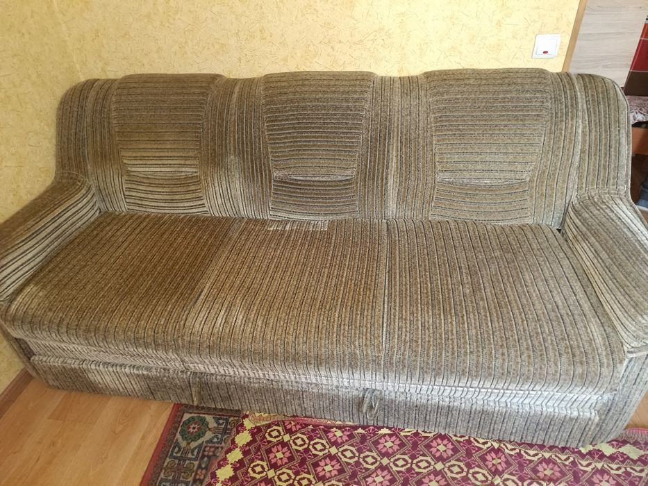 Диван раскладной.