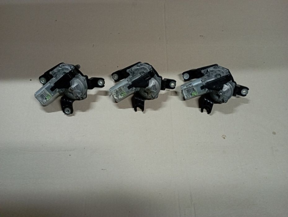 Моторчик заднього склоочисника Opel ZafiraB Astra H Astra J