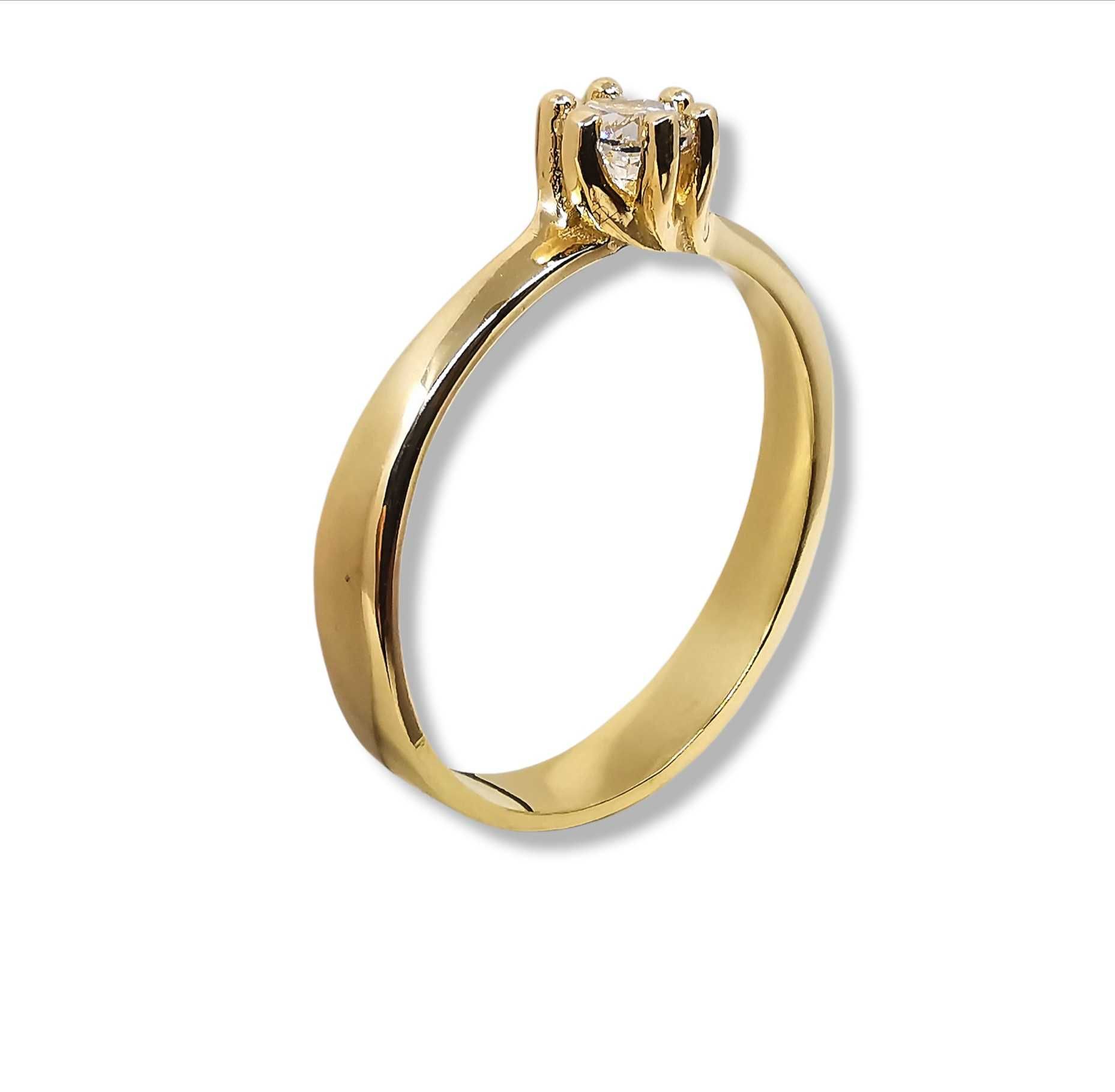 Nowy złoty pierścionek z cyrkonią 585 roz.12 (P193)