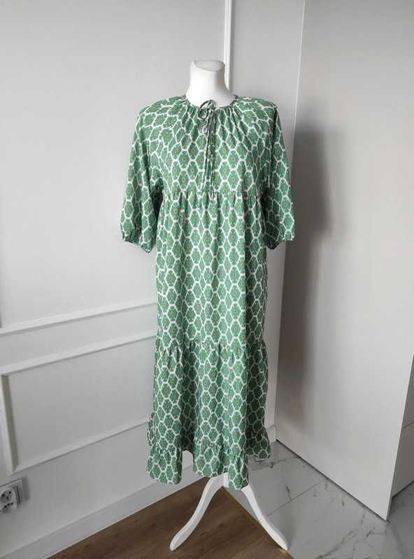 Sukienka maxi z krótkim rękawem trapezowa M | oversize classy