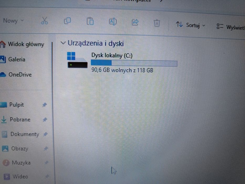 Laptop DELL LATITUDE E5470 i3-6100U 8gb 128gb SSD WIN 11