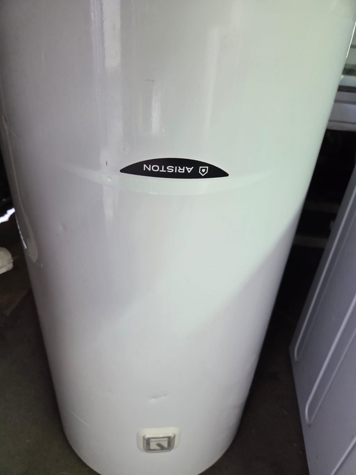 Temoacumulador de 100 lts