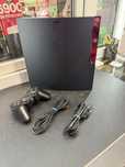 Konsola Sony Ps3 Slim + kontroler + kabel zasilajacy + HDMI