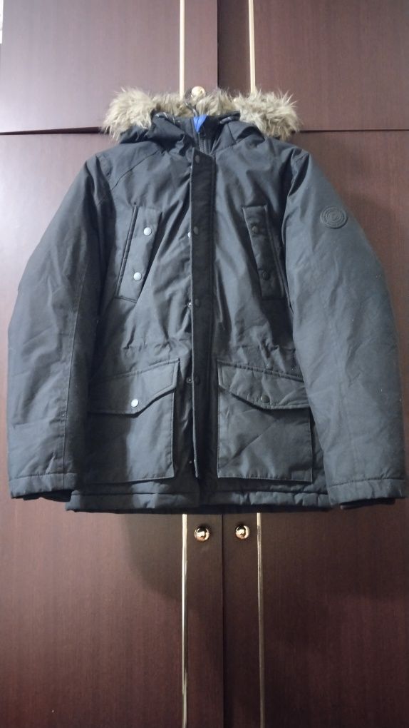 Куртка зимняя Jack & Jones