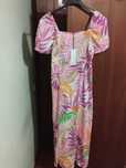 Vestido comprido novo nos tons rosa