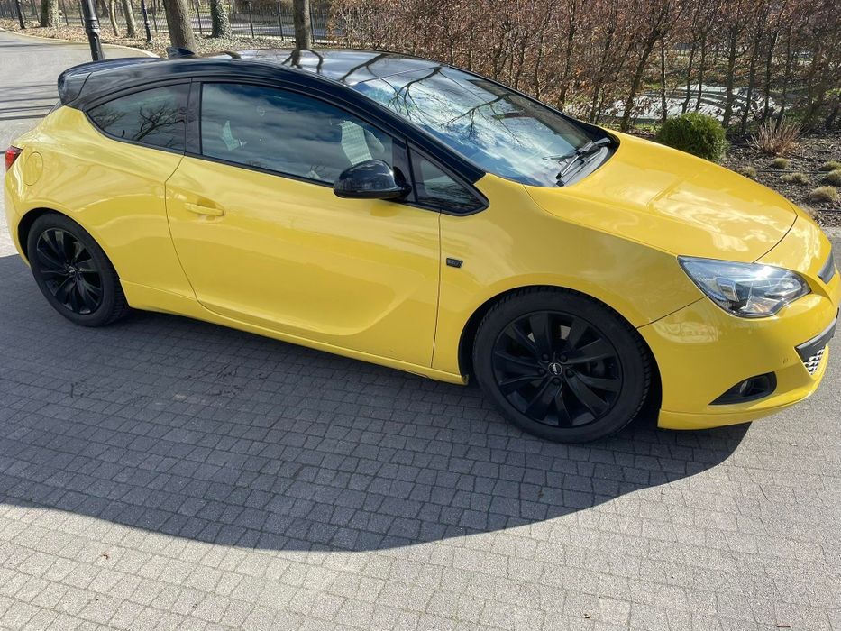 Opel Astra GTC 1.4 Turbo 140 km,2017 rok