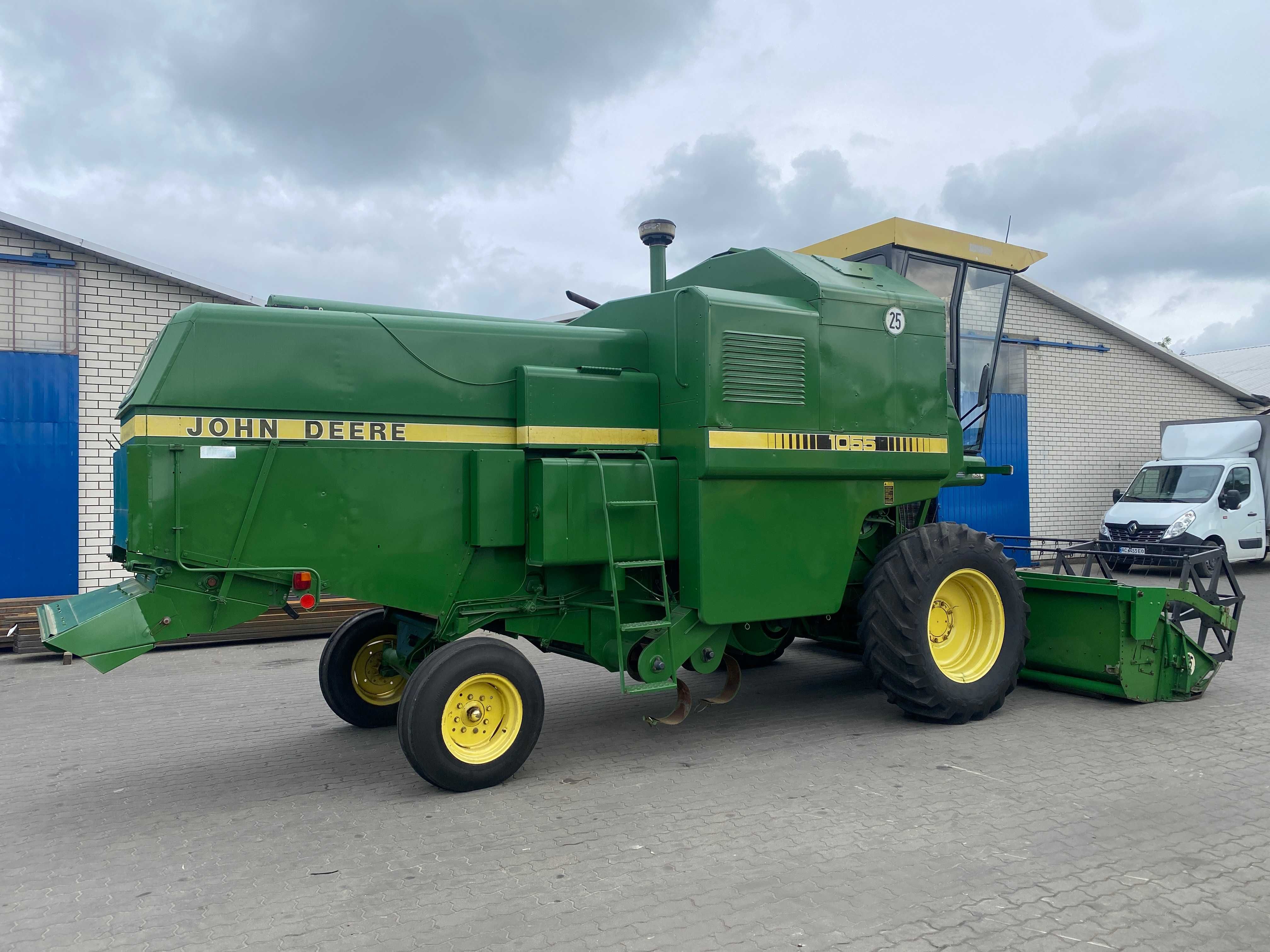 Комбайн John Deere 1055 свіжопривезений!