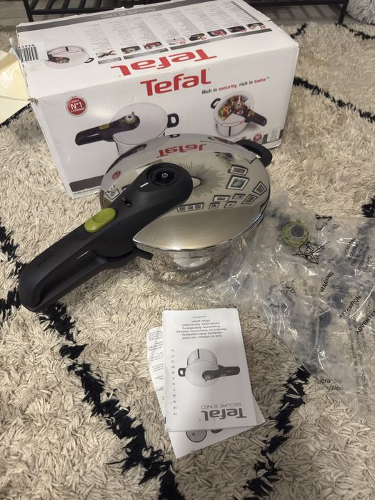 Szybkowar Tefal Secure 5 neo