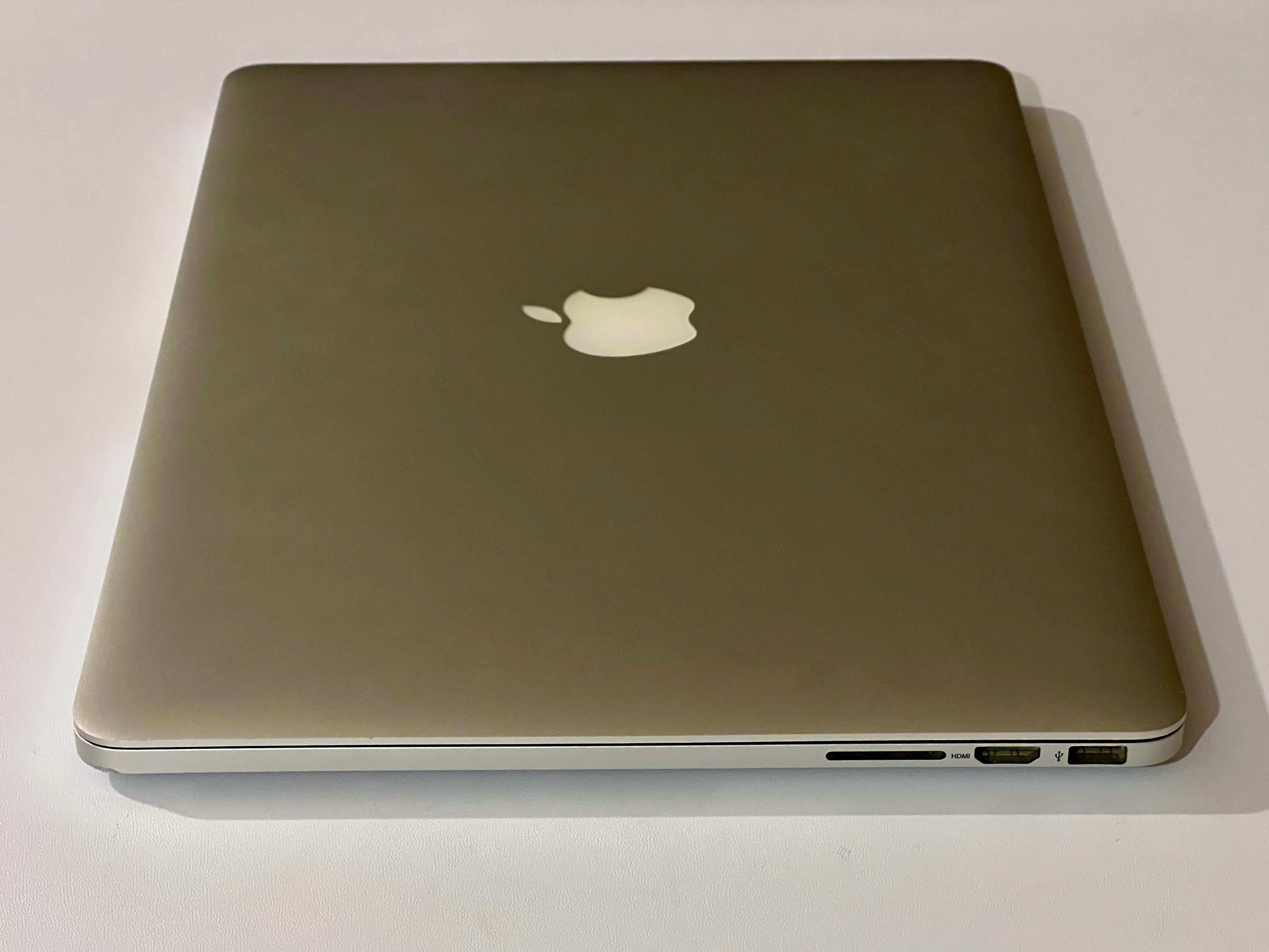 Apple MacBook Pro 15 Retina