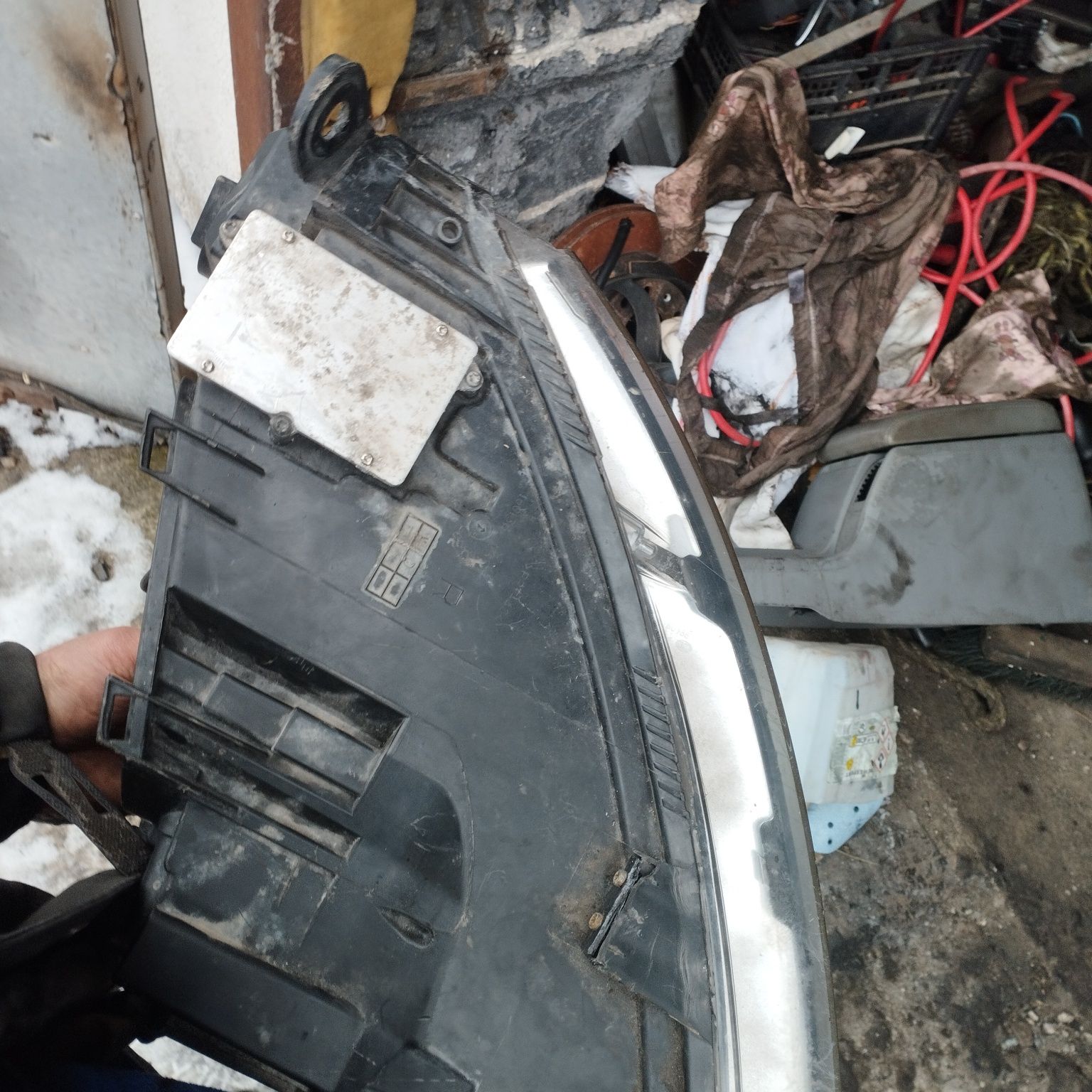 Audi A6 C6 lampy przód oryginał Hella Xenon skrętny