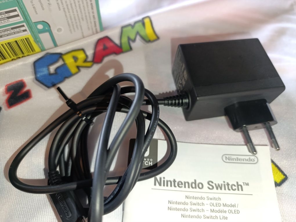 Konsola Nintendo Switch Lite edycja Animal Crossing ładny stan sprawna