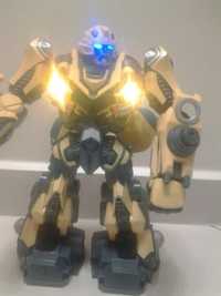 Transformers autobot robot interaktywny bumblebee nie optimus prime