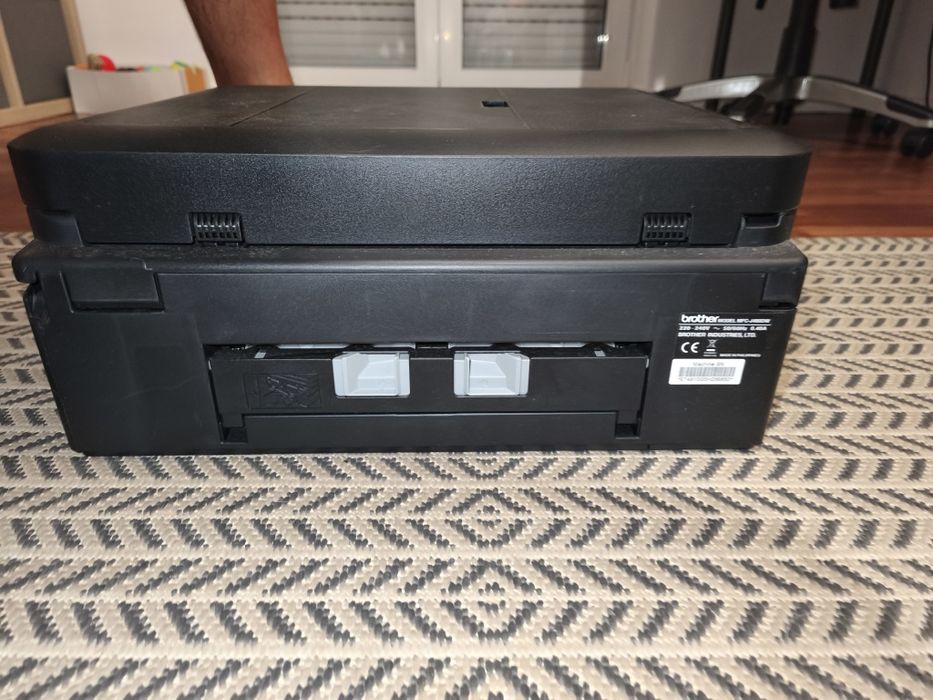 Impressora multifunções Brother MFC