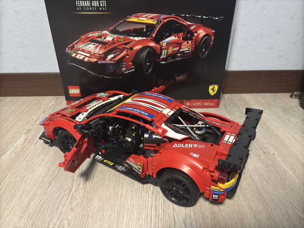 Lego Technic Ferrari 488GTE [42125]