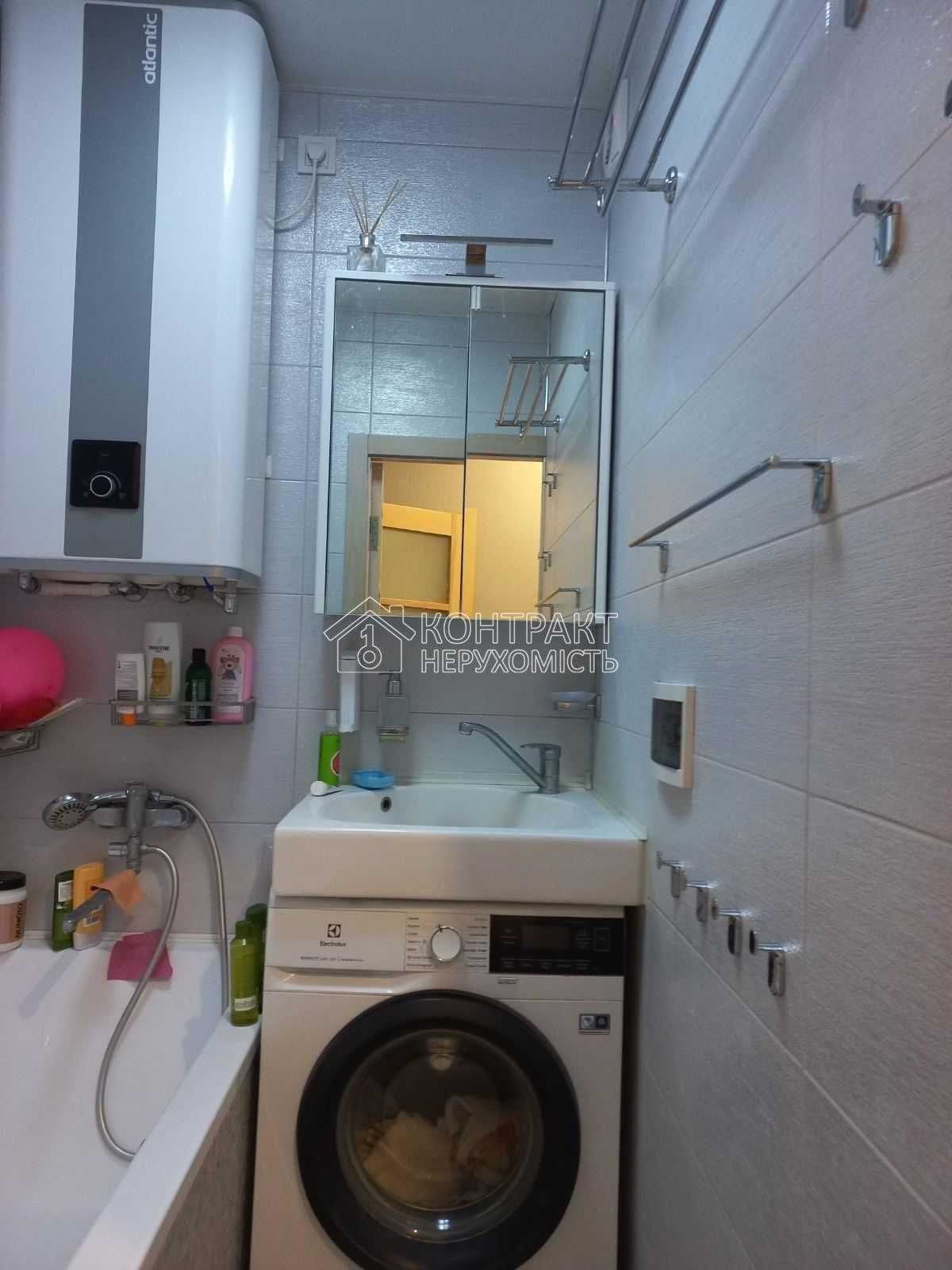 Продажа 3 ком. квартиры проспект Аэрокосмический (Гагарина) Центр