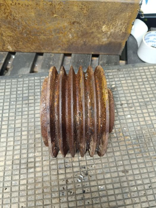 K120  koło pasowe szajba 157mm 47.8wał pasek 5x12 silnik trak młyn