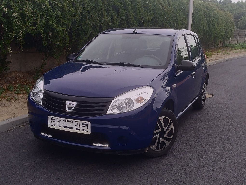 Zadbana Dacia Sandero 1.4 MPI 75 KM*Tylko 100 tys km* 2010 rok
Tylko 1