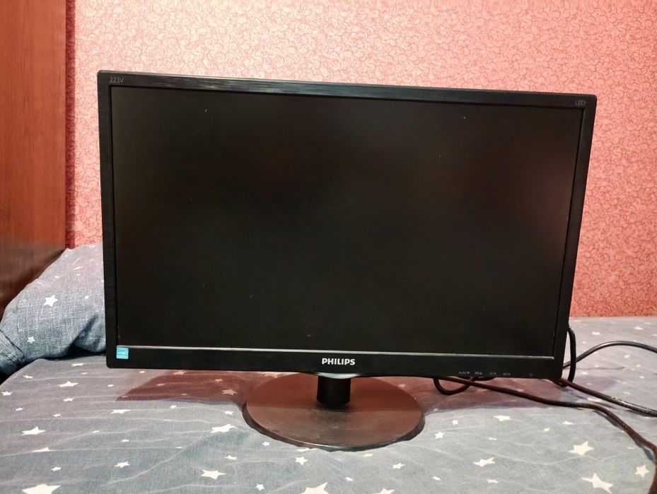Продам Монітор 22" Philips 223V5L