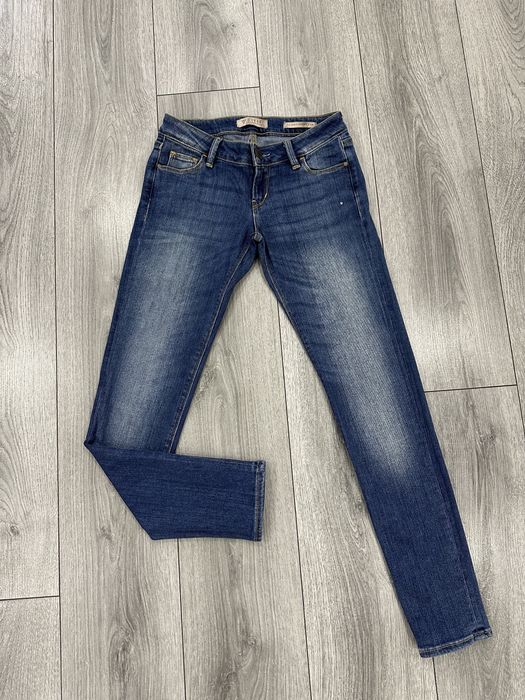 Джинсы Guess skinny 25 размер