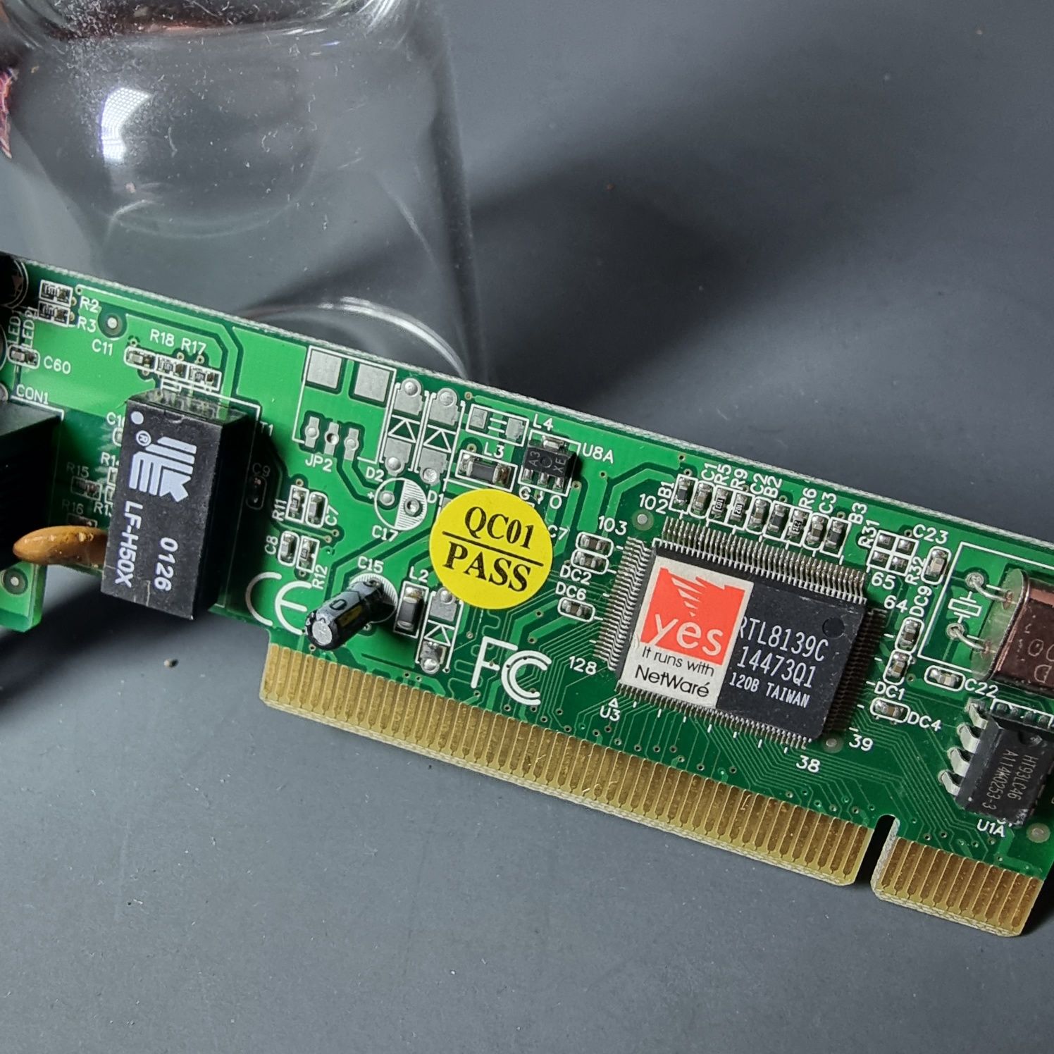 Placa de rede PCI da marca Realtek