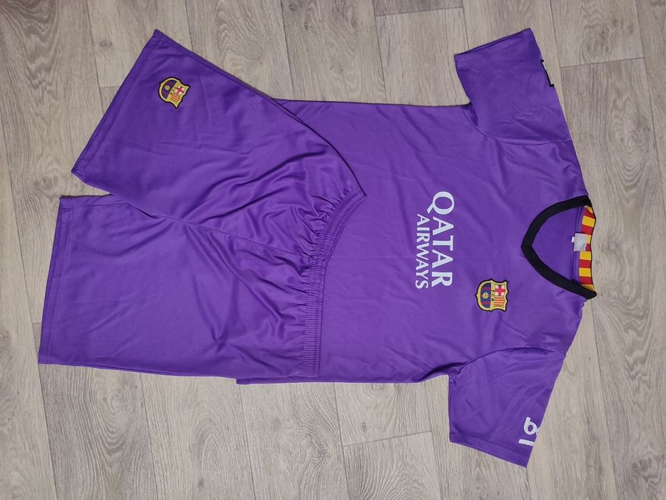 Футбольна форма чоловіча